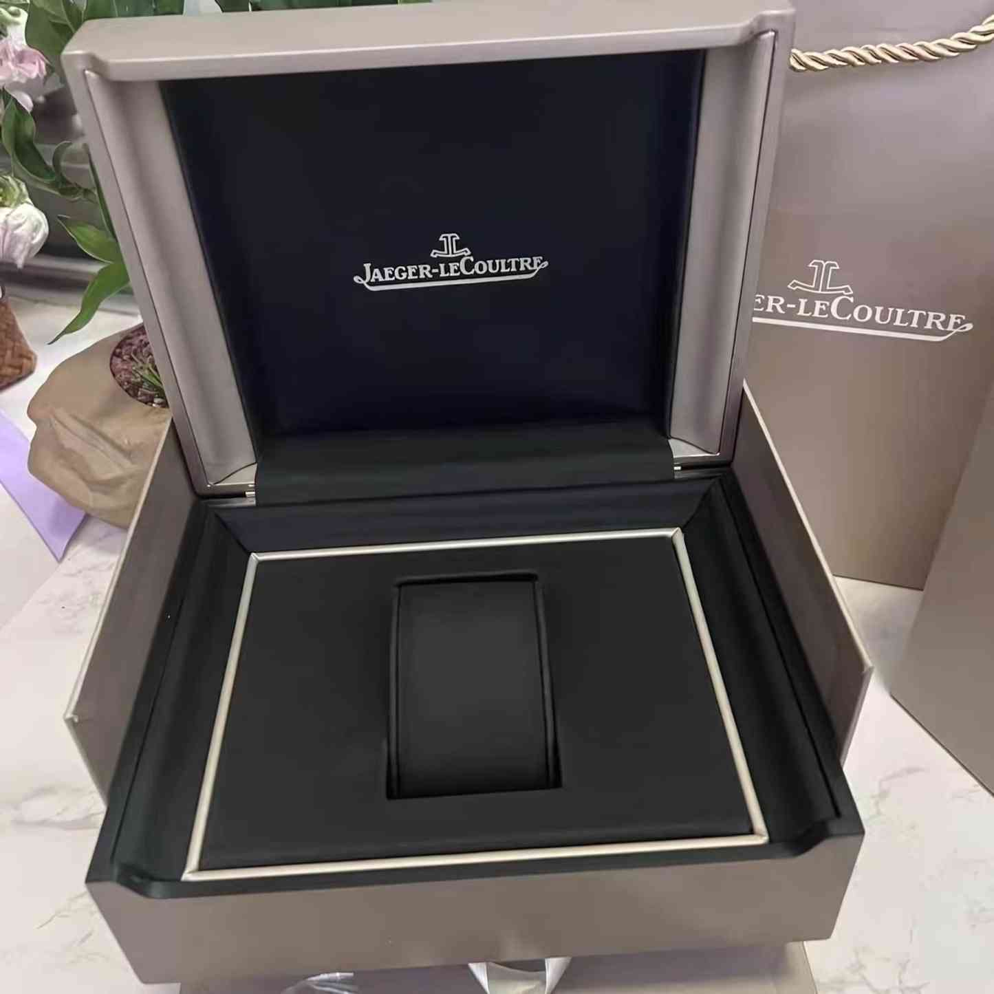 Jaeger LeCoultre- Original Box Set