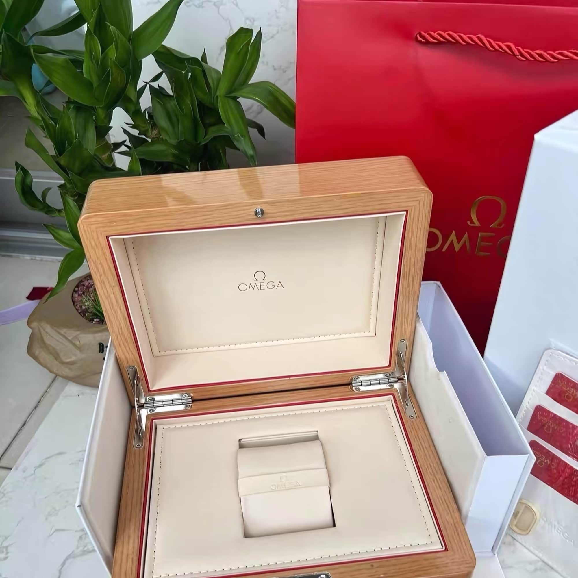 Omega - Original Painted Wooden Box Set