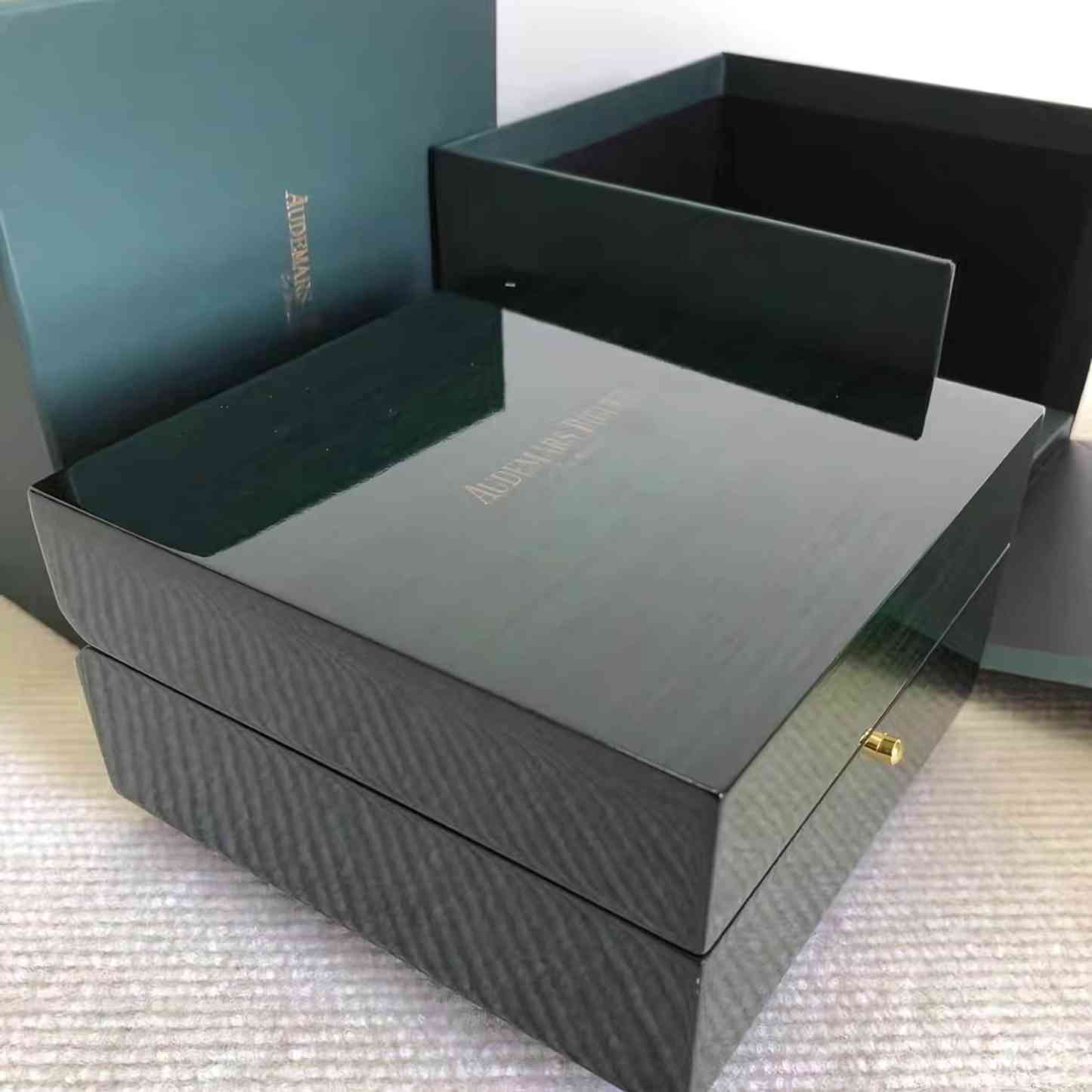 Audemars Piguet - AP Watch Box Original Wooden Boxset