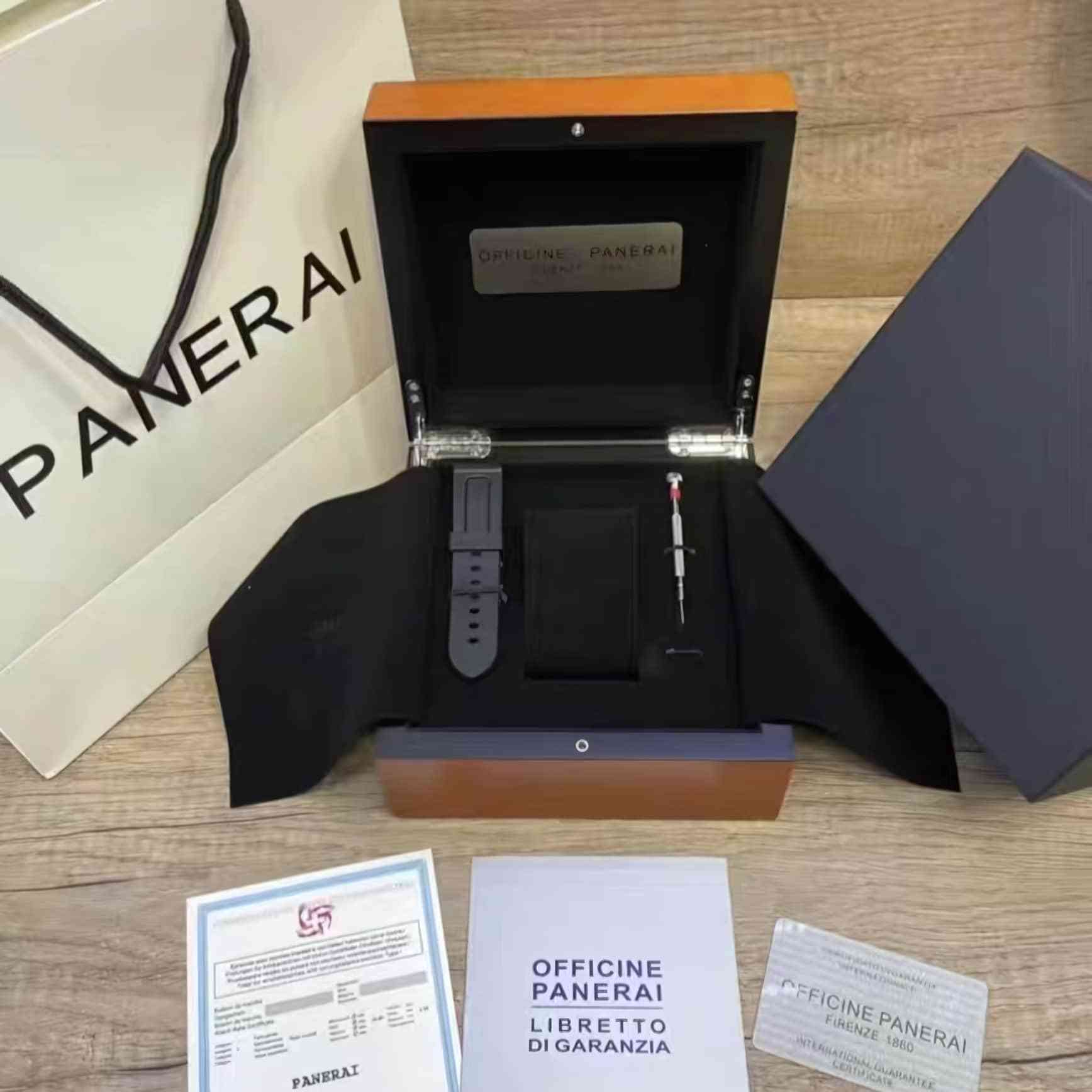 Panerai - Original Box Set