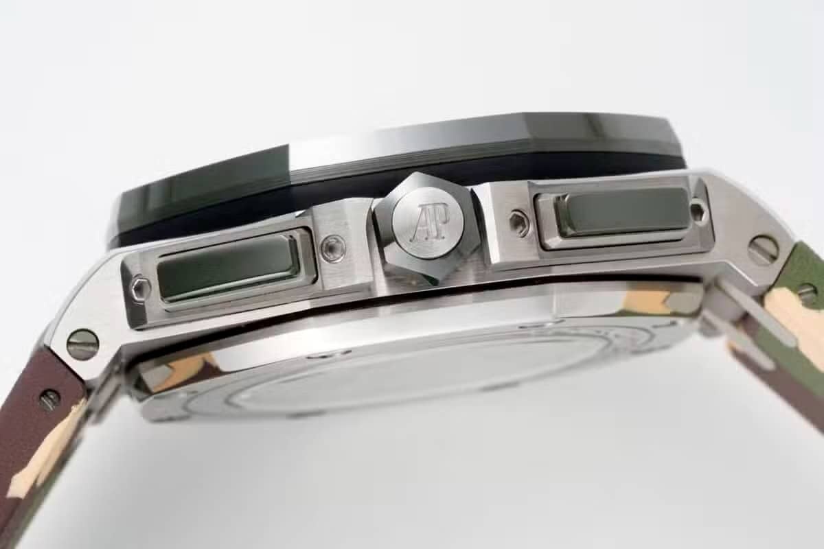 Audemars Piguet Royal Oak Offshore Chronograph 26400SO Beige Dial Green Ceramic Bezel Rubber Best Replica APF 44mm