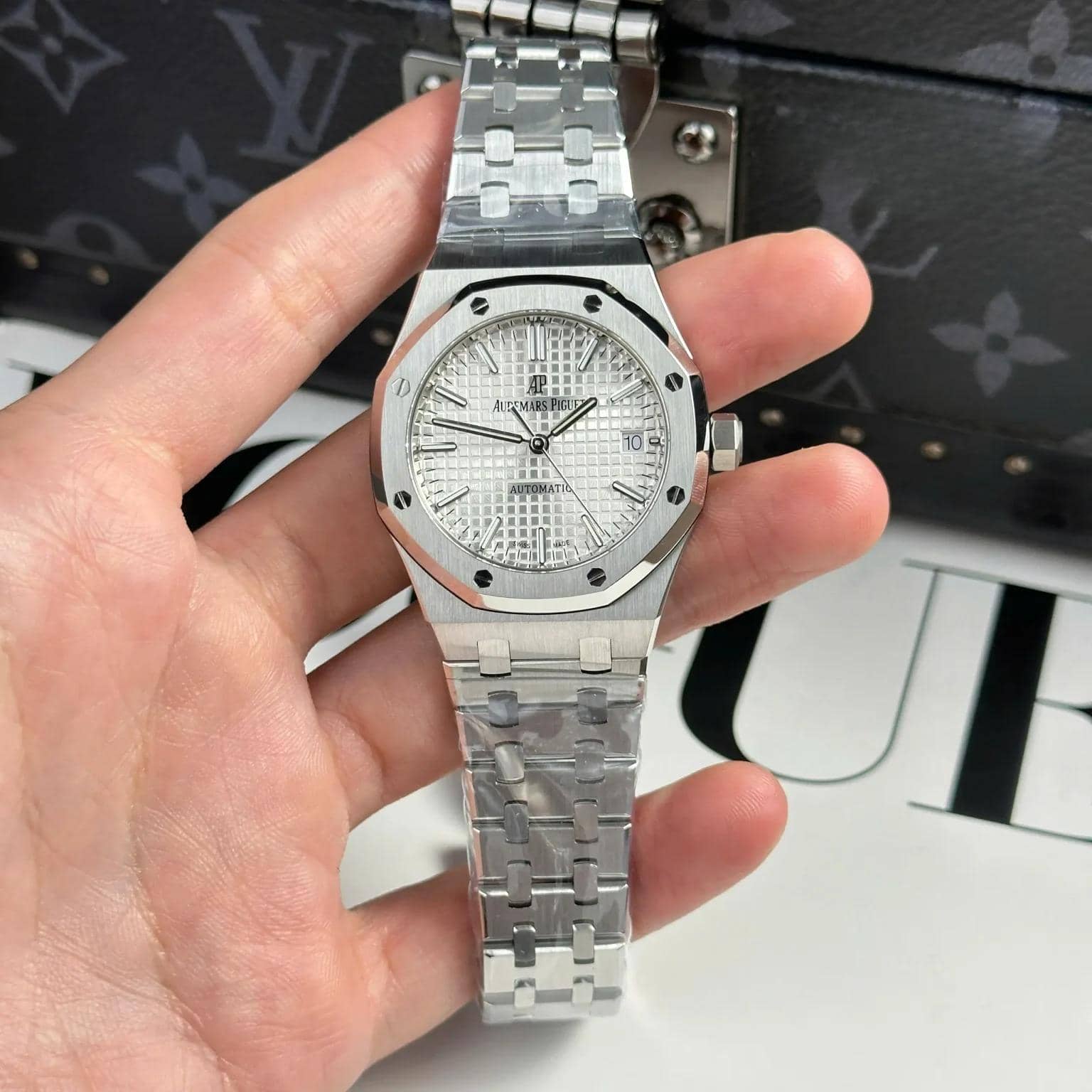 Audemars Piguet Royal Oak 15450ST White Dial Steel Bracelet Best Replica APS Factory 37mm