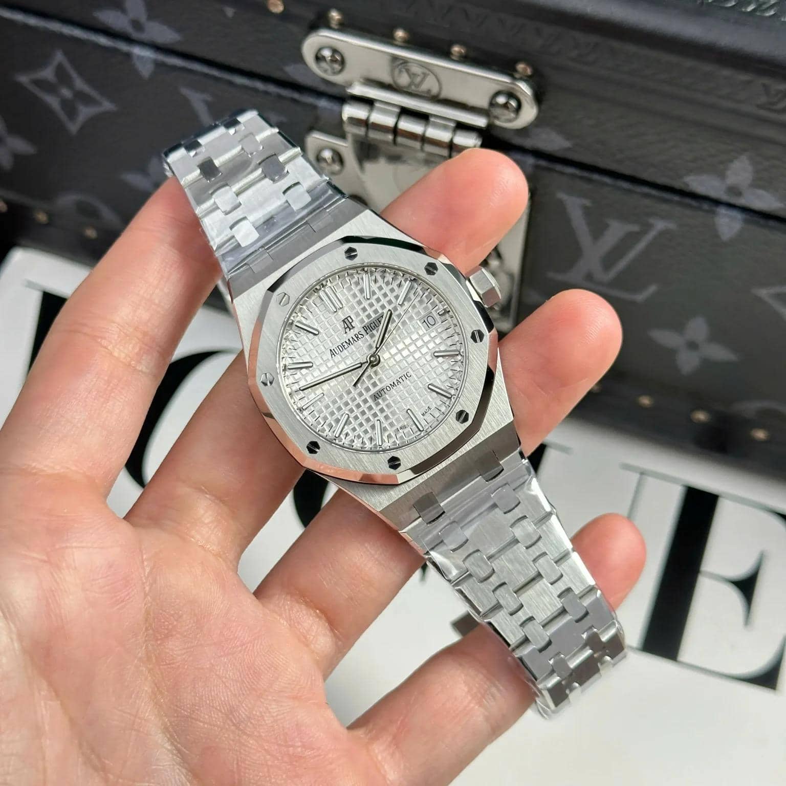 Audemars Piguet Royal Oak 15450ST White Dial Steel Bracelet Best Replica APS Factory 37mm