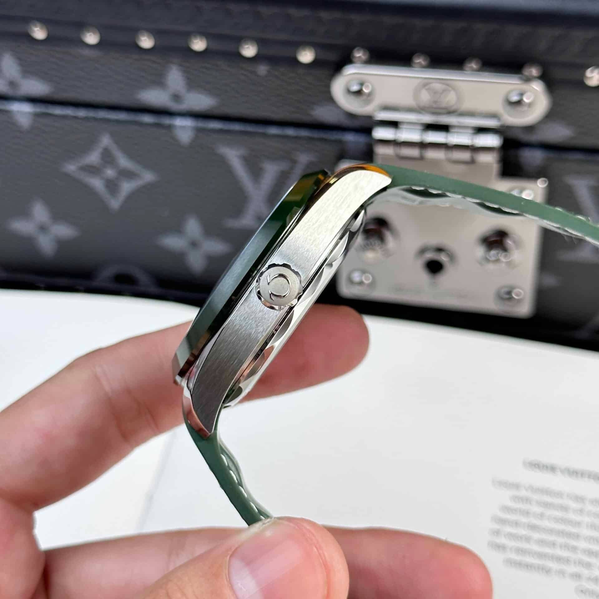 Omega Seamaster Aqua Terra GMT Worldtimer Green Dial 1:1 Best Replica VSF 43mm