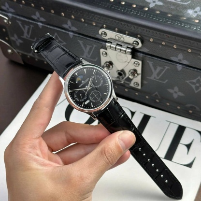 Jaeger LeCoultre Master Ultra Thin Perpetual Calendar Black Dial Leather Strap Best Replica VR Factory 39mm