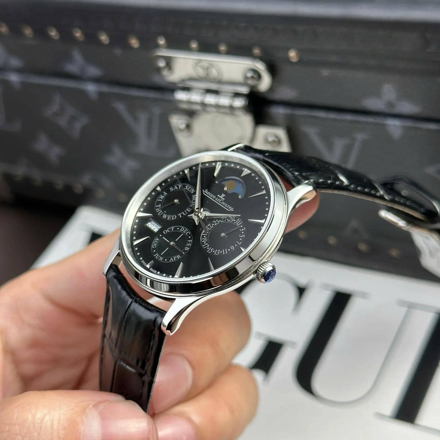 Jaeger LeCoultre Master Ultra Thin Perpetual Calendar Black Dial Leather Strap Best Replica VR Factory 39mm