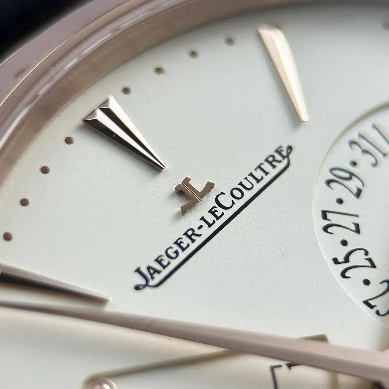 Jaeger Lecoultre Master Ultra Thin Power Reserve Q1372510 Pink Gold Eggshell Beige Dial Best Replica APSF 39mm