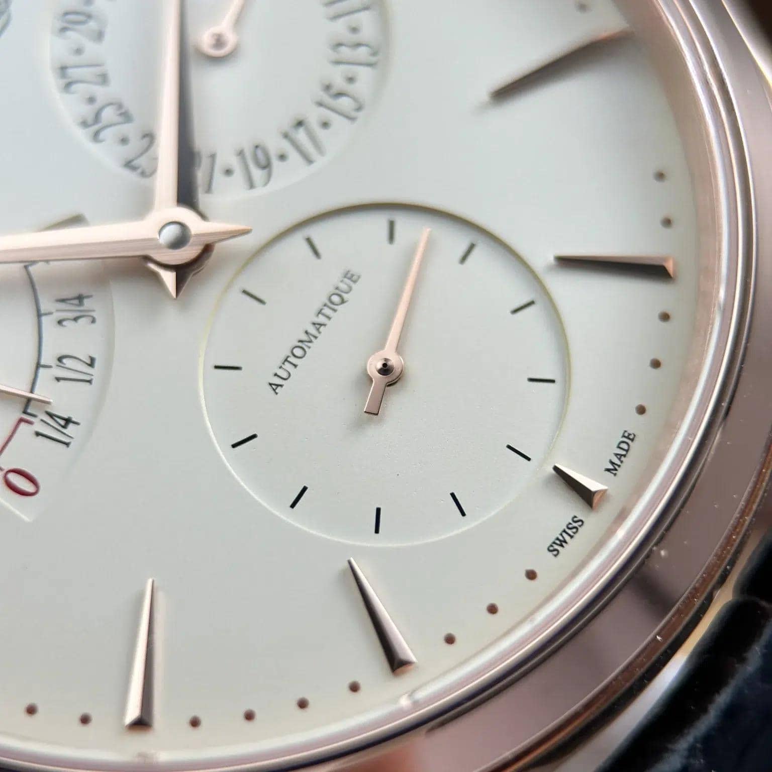 Jaeger Lecoultre Master Ultra Thin Power Reserve Q1372510 Pink Gold Eggshell Beige Dial Best Replica APSF 39mm