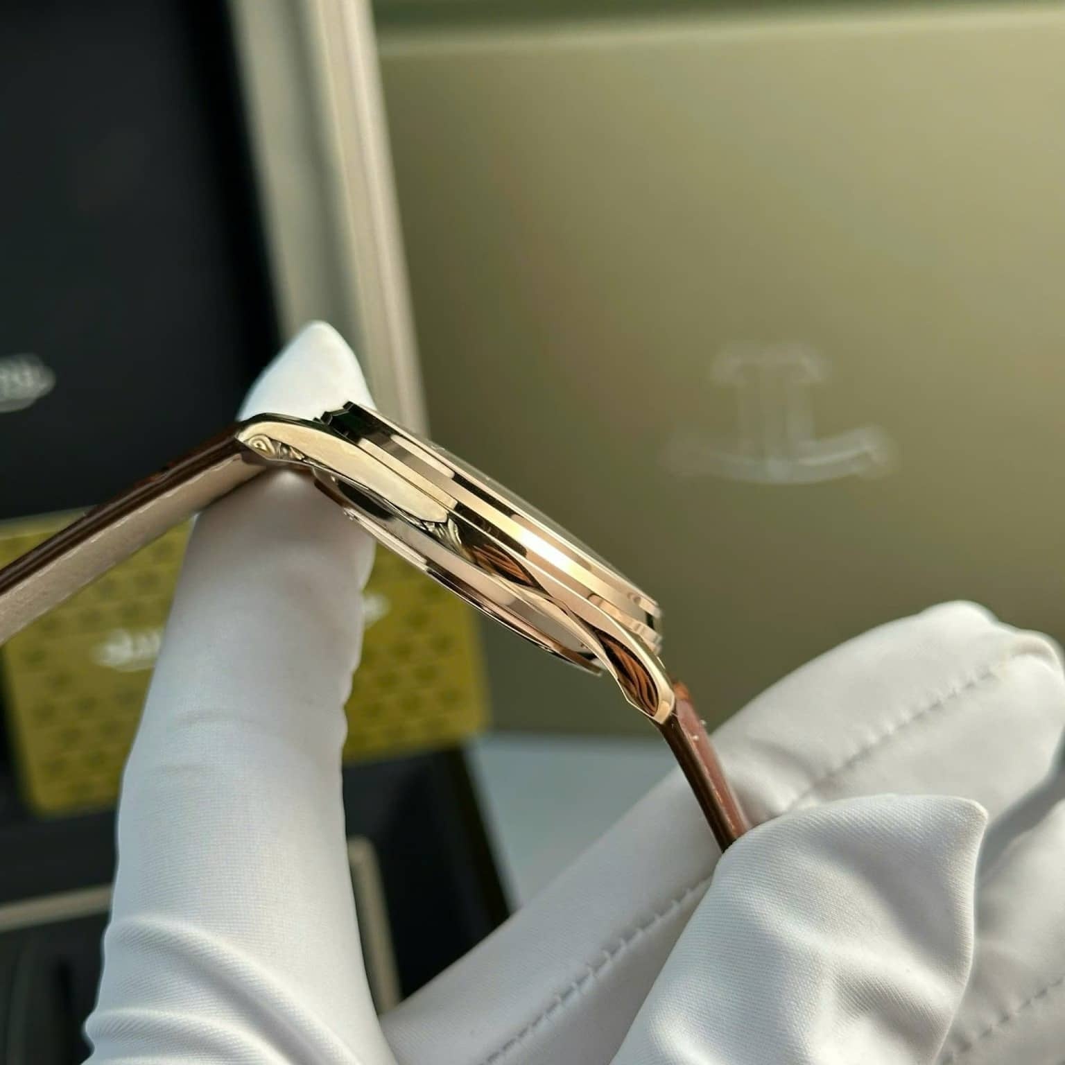 Jaeger LeCoultre Master Ultra Thin Reserve De Marche Rose Gold Champagne Dial Leather Strap Best Replica ZF 39mm