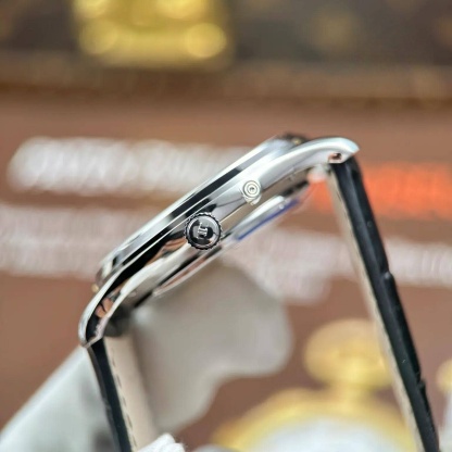 Jaeger Lecoultre Master Ultra Thin Power Reserve Q1378421 Silver Dial Leather Strap Best Replica APSF 39mm