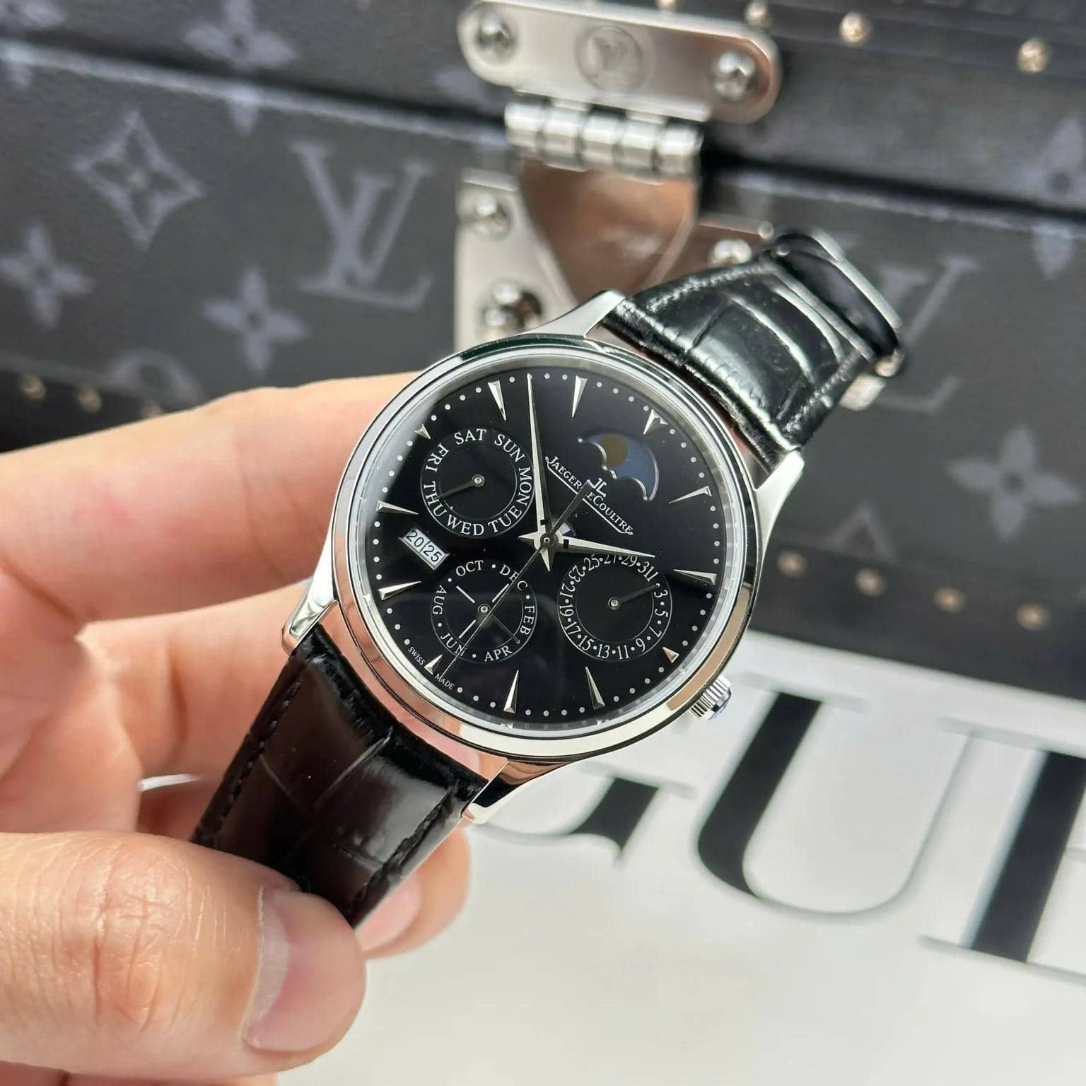 Jaeger LeCoultre Master Ultra Thin Perpetual Calendar Black Dial Leather Strap Best Replica VR Factory 39mm