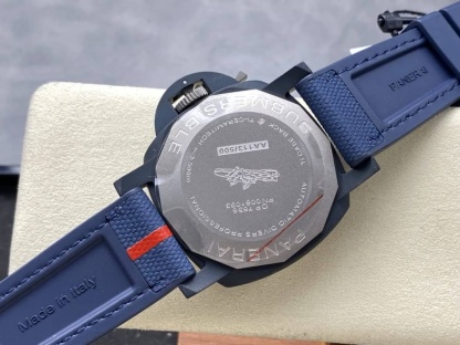 Panerai Submersible QuarantaQuattro Luna Rossa Ti-Ceramitech PAM1543 White Dial 11 Best Replica VSF 44mm