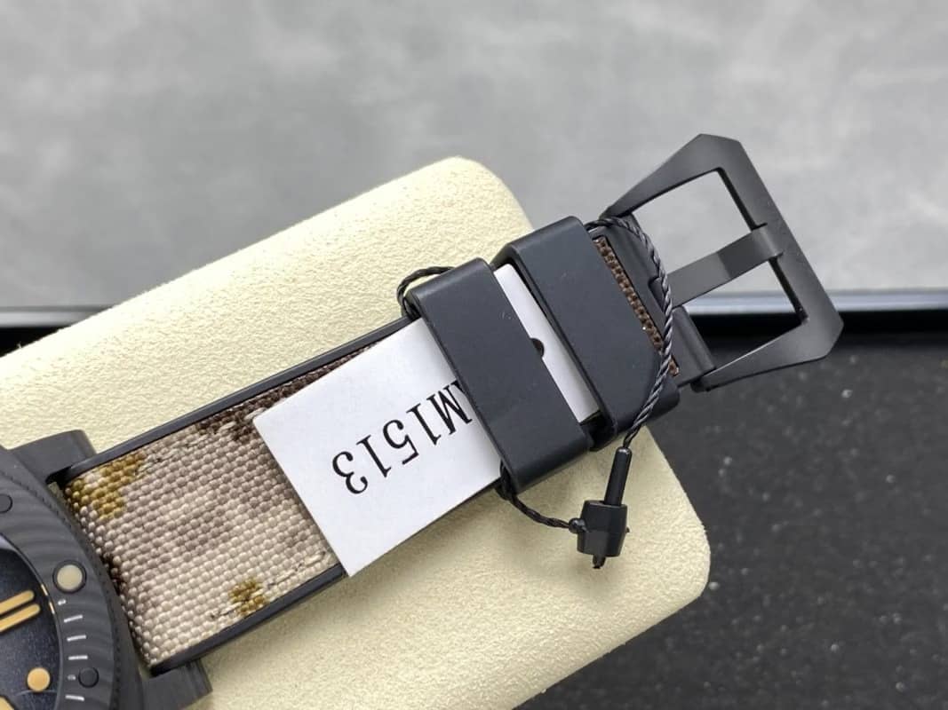 Panerai Submersible QuarantaQuattro GMT Navy SEALs Carbotech PAM1513 Black Dial 11 Best Replica VSF 44mm