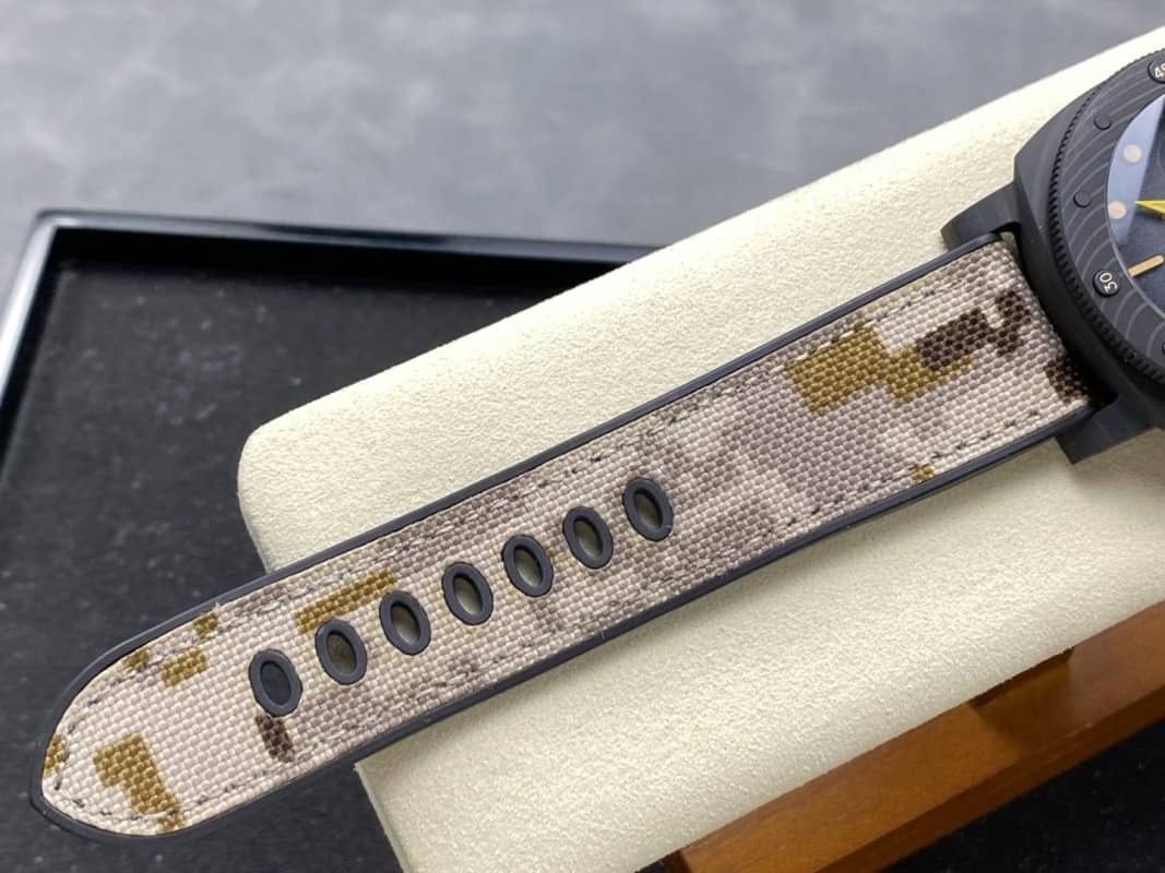 Panerai Submersible QuarantaQuattro GMT Navy SEALs Carbotech PAM1513 Black Dial 11 Best Replica VSF 44mm