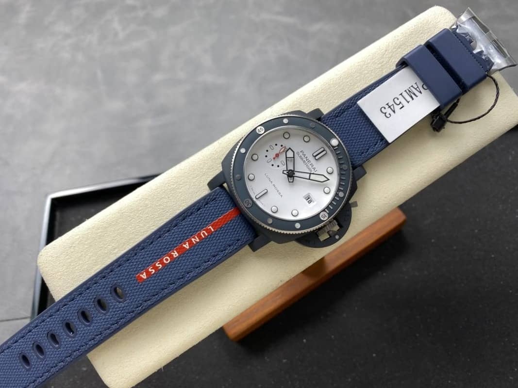 Panerai Submersible QuarantaQuattro Luna Rossa Ti-Ceramitech PAM1543 White Dial 11 Best Replica VSF 44mm