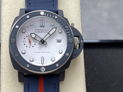 Panerai Submersible QuarantaQuattro Luna Rossa Ti-Ceramitech PAM1543 White Dial 11 Best Replica VSF 44mm