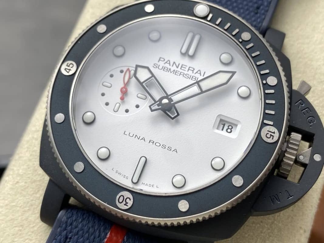 Panerai Submersible QuarantaQuattro Luna Rossa Ti-Ceramitech PAM1543 White Dial 11 Best Replica VSF 44mm