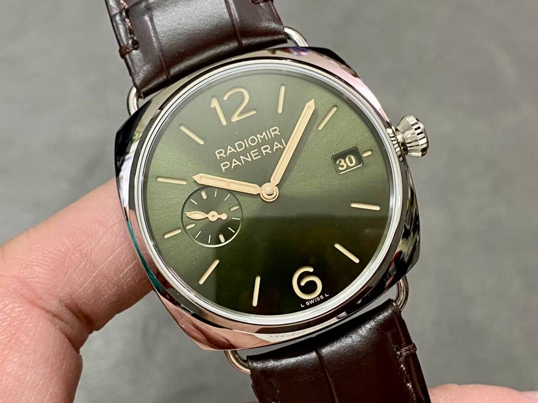 Panerai Radiomir Quaranta PAM1386 Green Dial Leather Strap 11 Best Replica VSF 40mm
