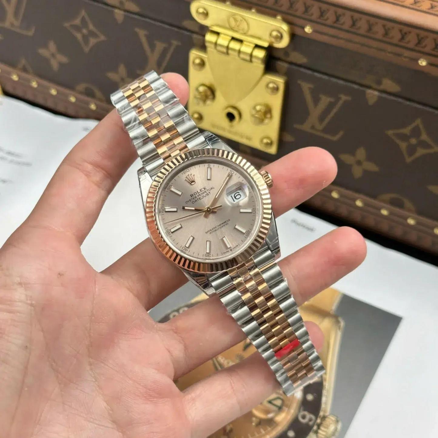 Rolex Datejust 126331 Two Tone Rose Gold Sundust Luminous Dial Jubilee Bracelet Best Replica VSF 41mm
