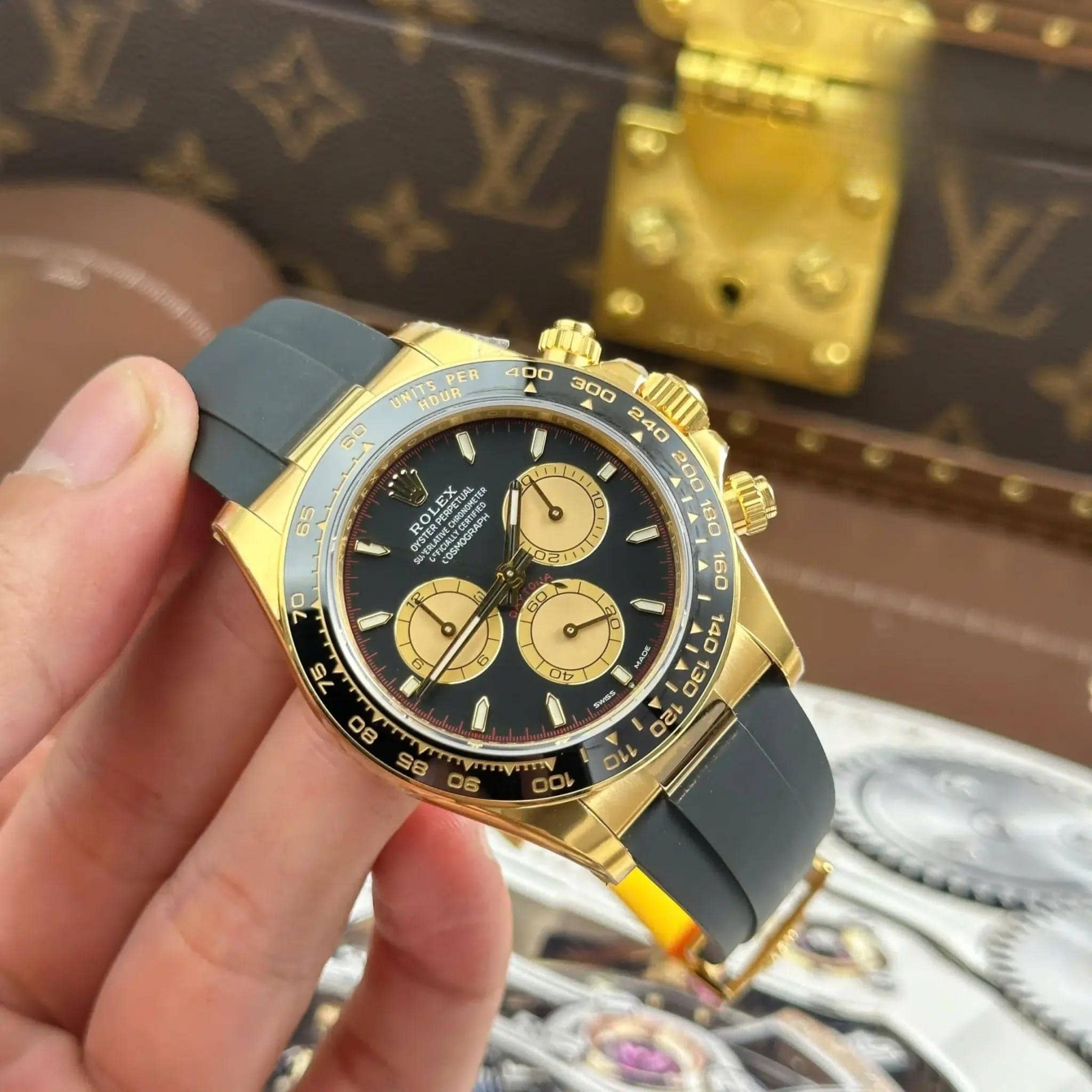 Rolex Daytona 126518LN Yellow Gold Intense Black & Champagne-Colour Dial Oysterflex Bracelet Best Replica VSF 40mm