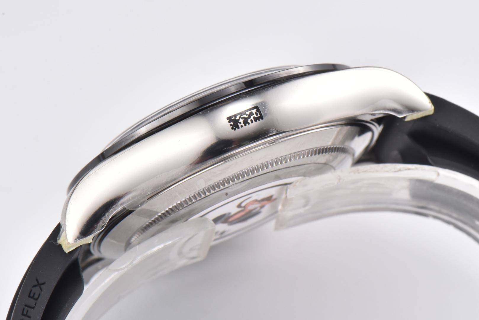 Rolex Daytona Oysterflex White Gold Diamond Dial 11 Replica Clean Factory 40mm