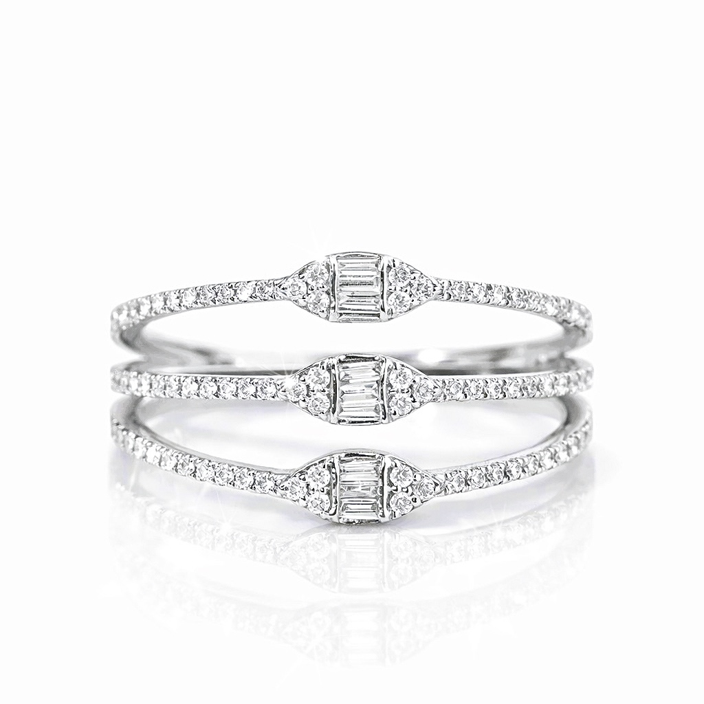 18k gold inlaid with natural diamond 0.26ct