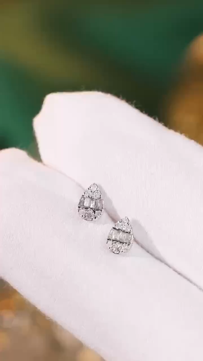 18k Gold Earrings, Studded with 0.20ct Natural Diamond 