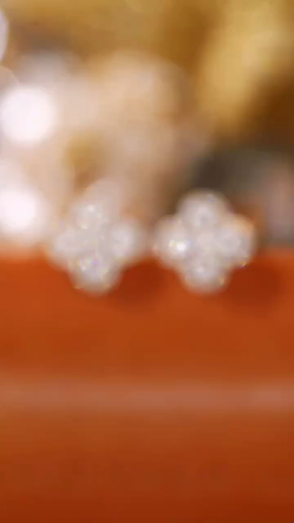 18k Gold Diamond Earrings with Clover Design, Natural Diamond 0.80ct