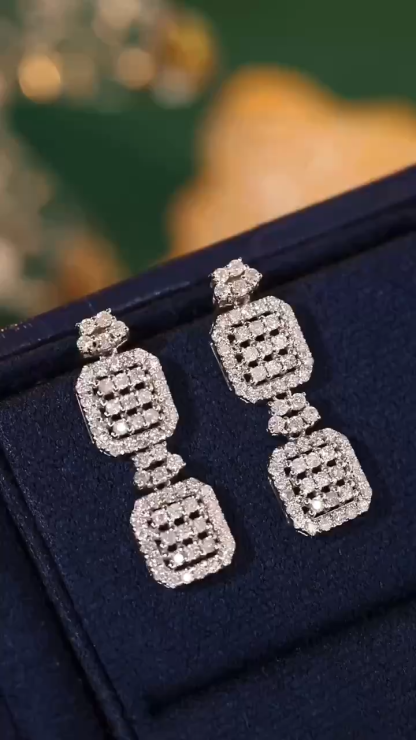 18k Gold Earrings, Studded with 0.90ct Natural Diamond 