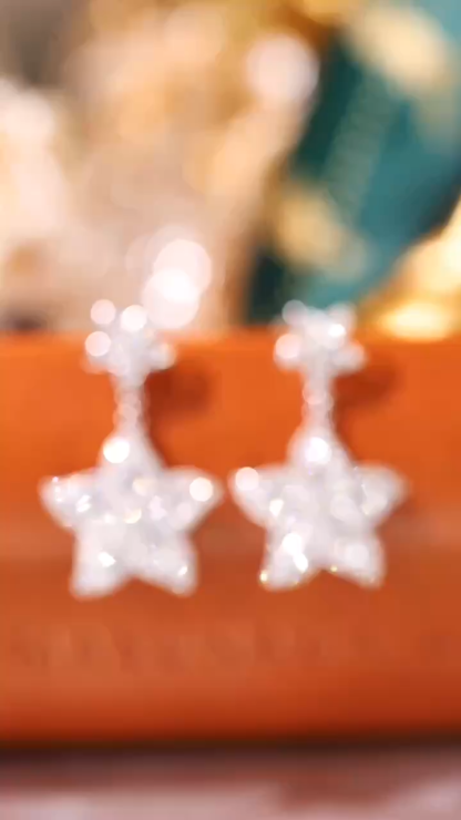 flowers 18k Gold Earrings, Studded with 1.00ct Natural Diamond 
