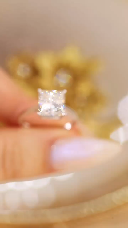 3 Carat Lab-Grown Princess Cut Diamond Ring, 10K Gold 4-Prong Band, Premium Anniversary Ring for Womeng