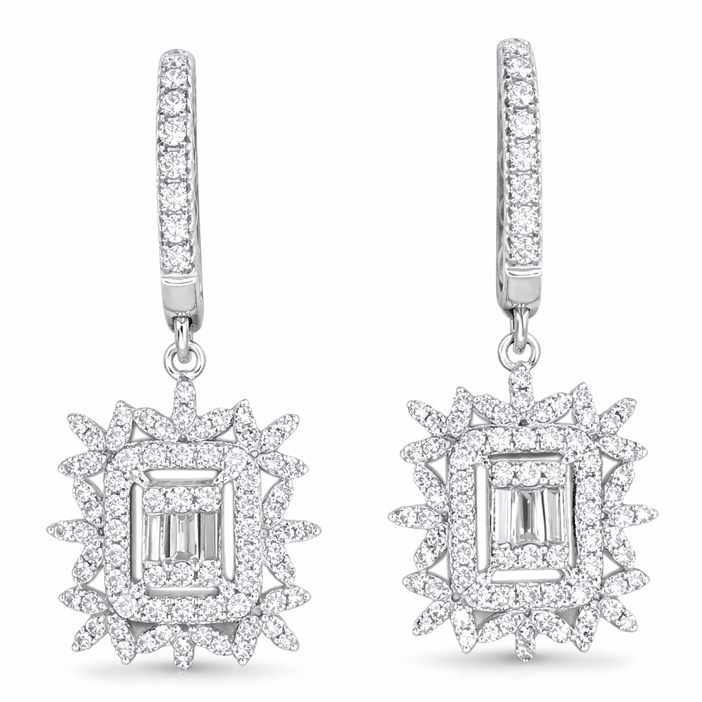 18k Gold Earrings, Studded with 0.60ct Natural Diamond 