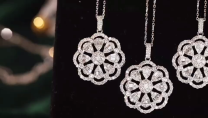 18k Gold Necklace with 0.85ct Natural Diamond