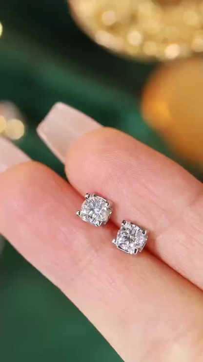 18k Gold Diamond Earrings, Classic Bull Head Design, Natural Diamond 0.70ct
