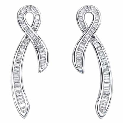18k Gold Earrings, Studded with 0.70ct Natural Diamond 