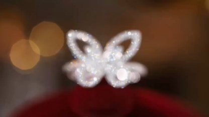 18k Gold Ring, Butterfly Design, Inlaid with 0.45ct Natural Diamond