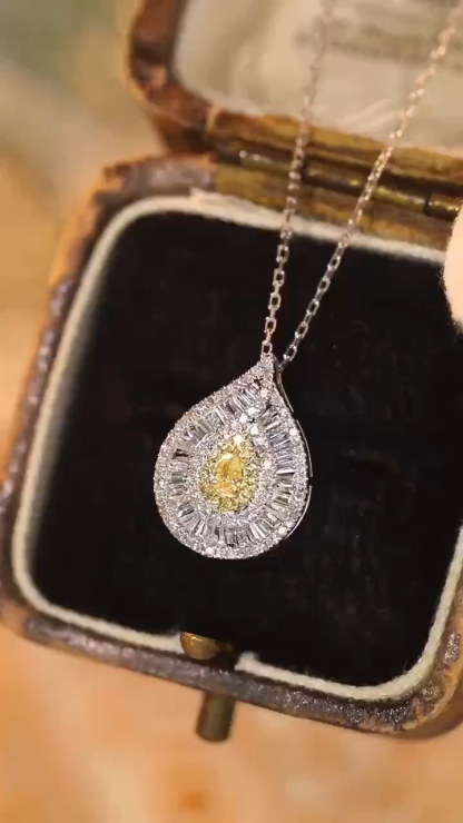 18k gold necklace with yellow diamonds, natural diamond weighing 0.45ct