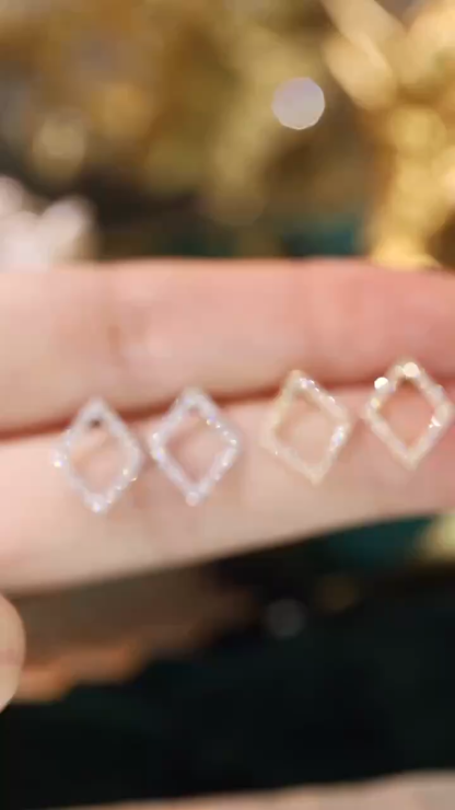 18k Gold Earrings  Natural Diamond 0.26ct 