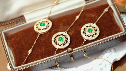 18k Gold Bracelet, Emerald Bracelet, 0.30ct Emerald, 0.35ct Natural Diamond