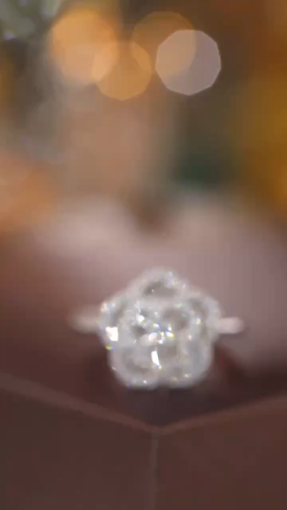 18k gold ring set with a natural diamond; the diamond features a Tapered Baguette cut and weighs 0.50carats.