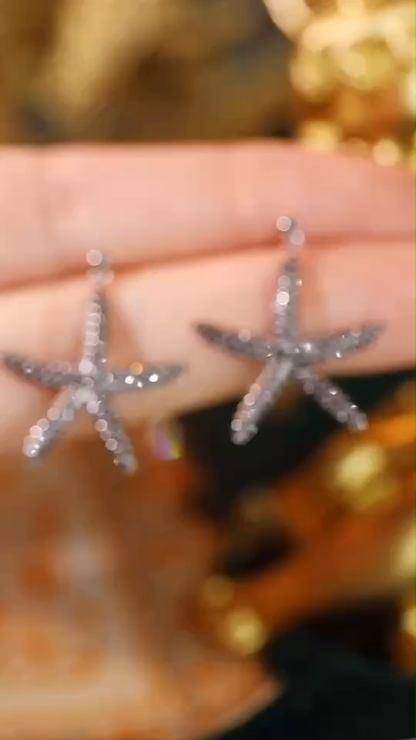18k Gold Diamond Earrings with Starfish Design, 1.12ct Black Diamond