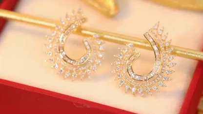 18k Gold Earrings, Studded with 1.10ct Natural Diamond 