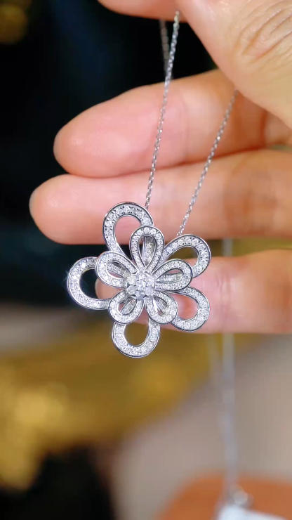 18k Gold Necklace with Flower Design, Natural Diamond 0.85ct