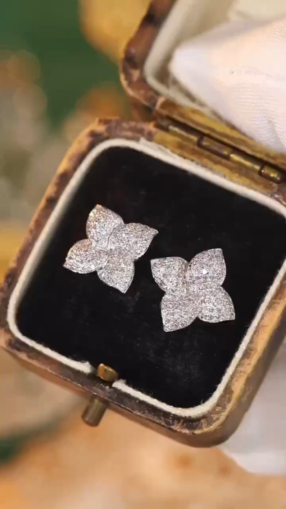 four leaf clover 18k Gold Earrings, Studded with 0.60ct Natural Diamond 