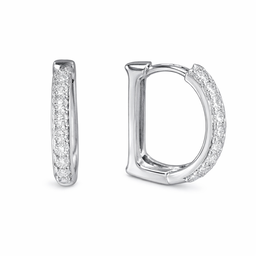 18k gold earrings with a “D” shape, inlaid with 0.60ct natural diamonds.