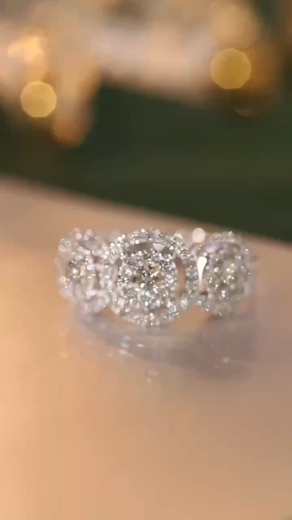 18K Gold Triangular Round Ring 0.85ct  Annular Natural Diamond