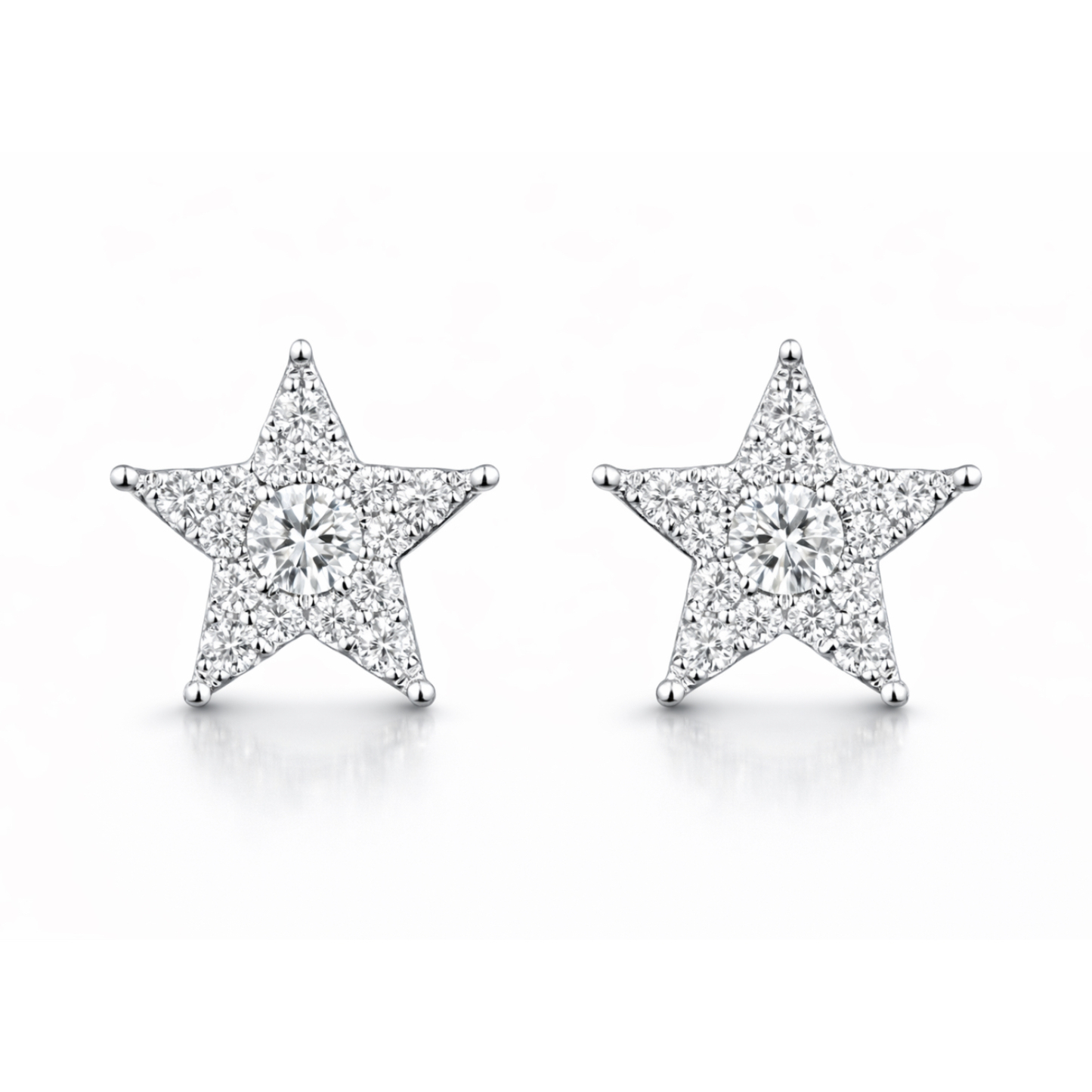 18k gold earrings in star shape, set with a natural diamond of 0.50 carats.