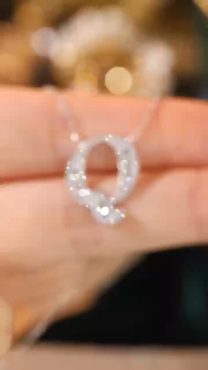 18k Gold Necklace with the Letter "Q" Inlaid with 0.47ct Natural Diamond