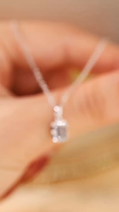 10K gold Shining Shining · Emerald Cut Lab Grown Diamond Necklace