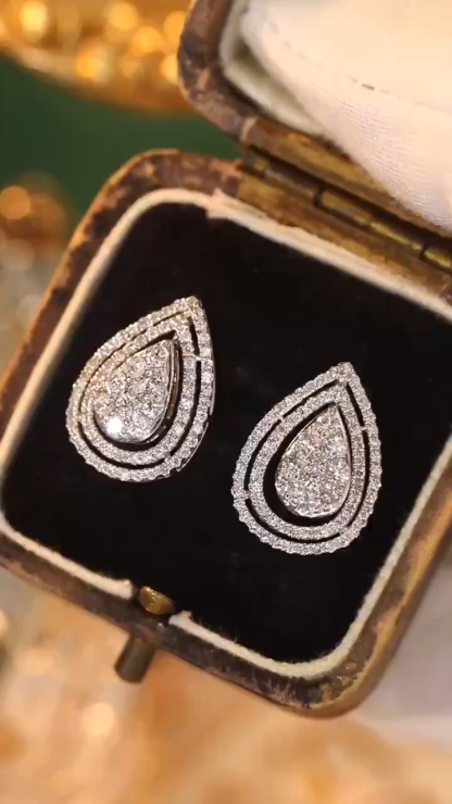 18k Gold Earrings with Three Wearing Styles, Inlaid with 1.00ct Natural Diamonds